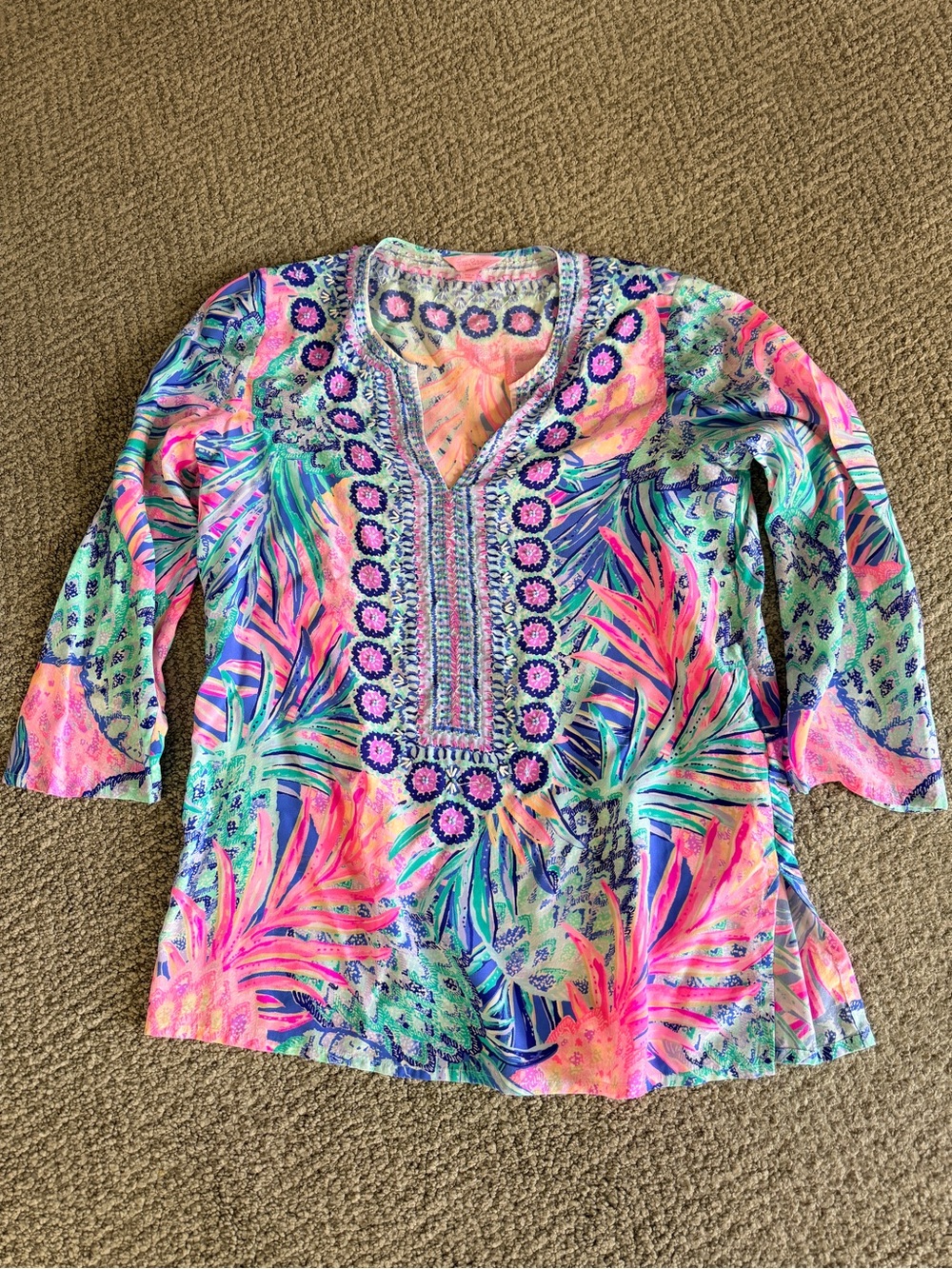 Lilly Pulitzer beaded Tropical V-Neck Tunic - Picture 2 of 5